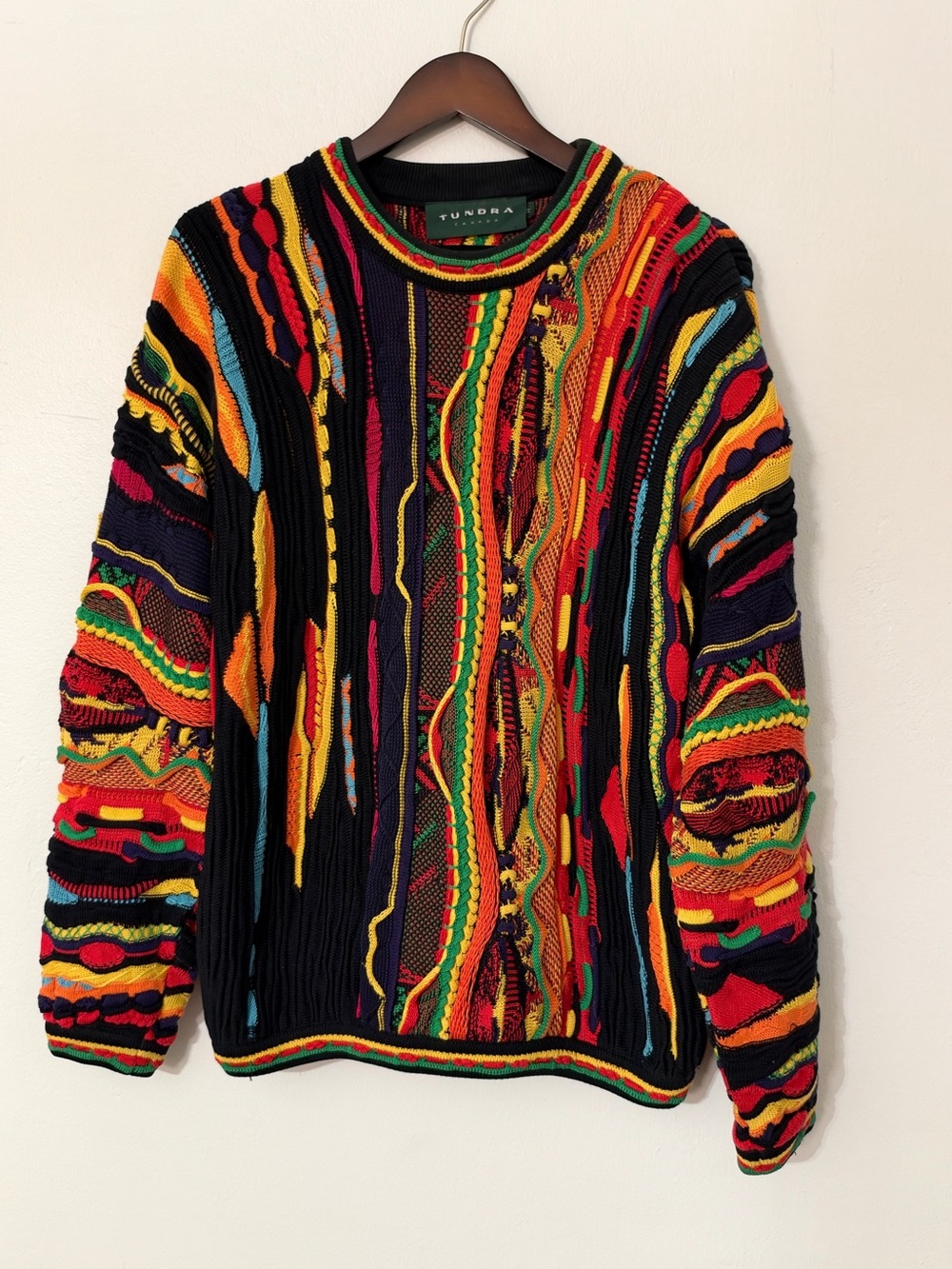 Vintage Tundra Canada 3D Coogi Style Multicolor Cotton Sweater M